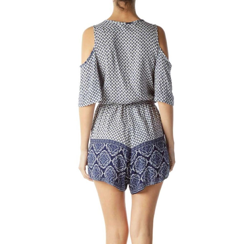 Kendall + Kylie Blue White Off-Shoulder Print Romper - Picture 3 of 3